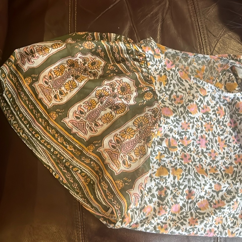 Small lucky brand top
